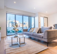 Luxurious Townhouse With Natural Light In Rosebery - Accommodation NT