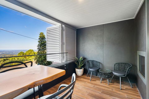 Luxury Hinterland Retreat - Family Suite With Hinterland And Ocean Views - Accommodation NT 1