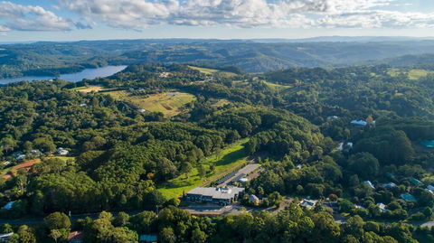 Luxury Hinterland Retreat - Family Suite With Hinterland And Ocean Views - Accommodation NT 2