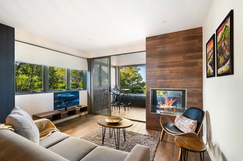 Luxury Hinterland Retreat - Family Suite With Hinterland And Ocean Views - Accommodation NT 0