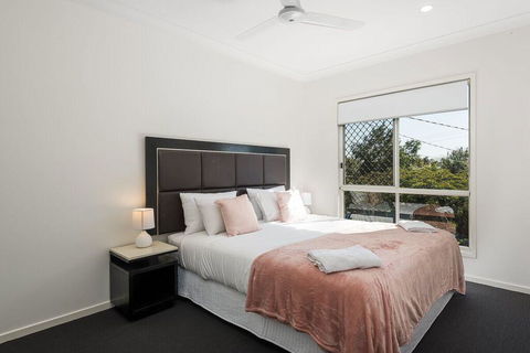 Luxury Home Close To Sleemans, QE2 Hospital & Griffith Uni - NT Tourism 2