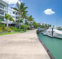 Luxury Marina View Apartment - Accommodation NT
