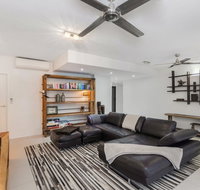 Luxury Pool Side Apartment in Beachfront Resort - Accommodation NT