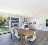 Lyons Cottage - a quaint Whalers Cottage in heart of Port Fairy - Accommodation NT