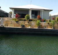 M  T's Waterfront Bed  Breakfast - Accommodation NT