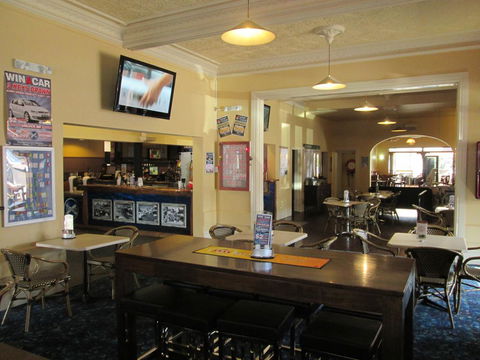 Maclean Hotel - NT Tourism 3
