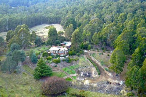MAGICAL MOUNTAIN RETREAT - 20 Mins To CBD And Only 10 To MONA! - NT Tourism 1