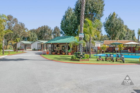 Mandurah Caravan And Tourist Park - NT Tourism 0