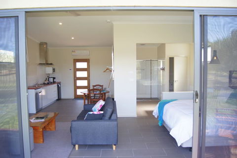 Manzanillo Grove Villa - Accommodation NT 3