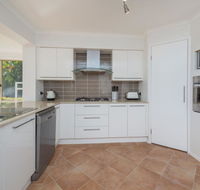 Mariner Beach House - Salamander Bay - NT Tourism