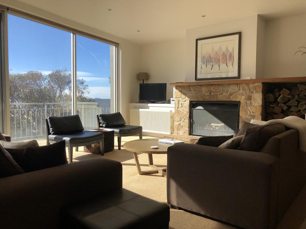  Accommodation NT
