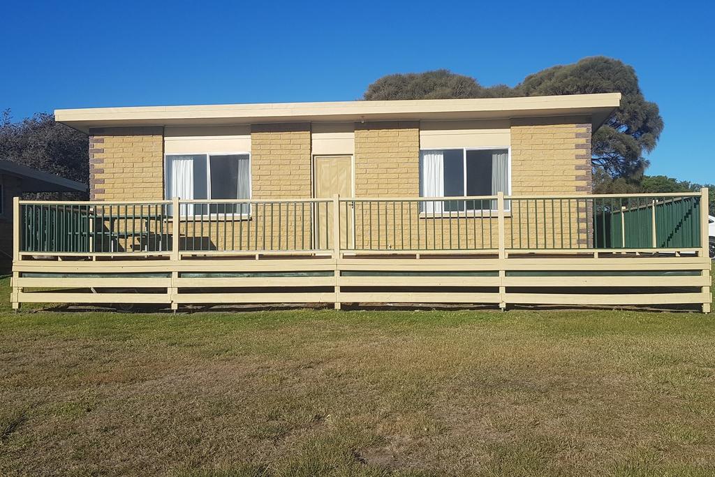 Four Mile Beach TAS Accommodation NT