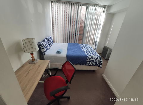 Mascot Clean Bedroom - NT Tourism 3