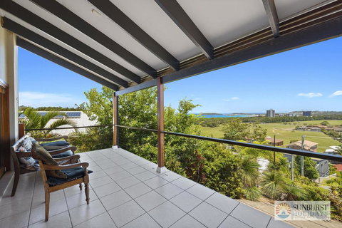 Mcauleys Beach House - Accommodation NT 1