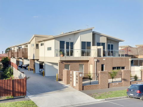 McKillop Geelong By Gold Star Stays - Accommodation NT 1