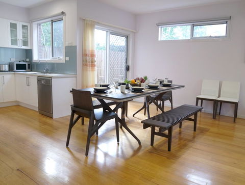 Melbourne Luxury Villa At Doncaster - Accommodation NT 3