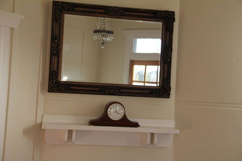 Mentor Chambers Apartment Bed & Breakfast - NT Tourism 1