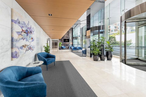 Meriton Suites Mascot Central - Accommodation NT 3