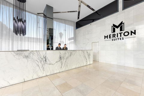 Meriton Suites Mascot Central - Accommodation NT 1