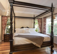 Merrow Cottages - Gatehouse - Accommodation NT