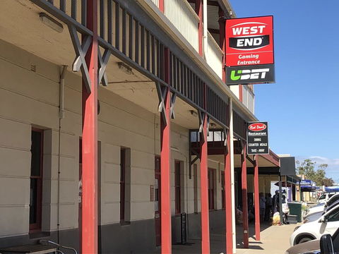 Minlaton Hotel - NT Tourism 2