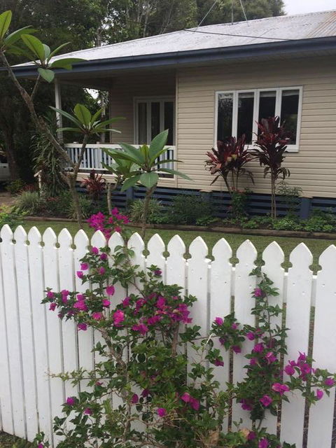 Miss Bullens Cottage - Accommodation NT 3