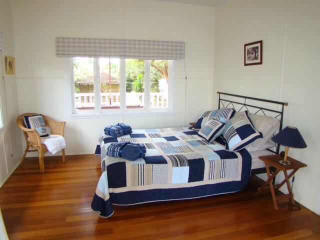  Accommodation NT