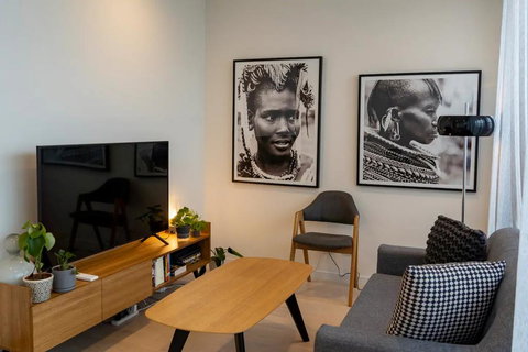 Modern 1 Bedroom Apartment South Yarra - Accommodation NT 1