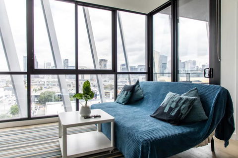 Modern 1 Bedroom Apartment With Rooftop Terrace And Spa - Accommodation NT 1