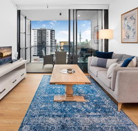 Modern 1-Bed Apartment With Balcony and Leisure Area - Accommodation NT
