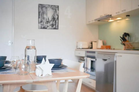 Modern 2 Bedroom Apartment Close To Beach And City - Accommodation NT 1