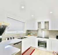 Modern 4-Bedroom House near Singleton CBD Hunter Valley - NT Tourism
