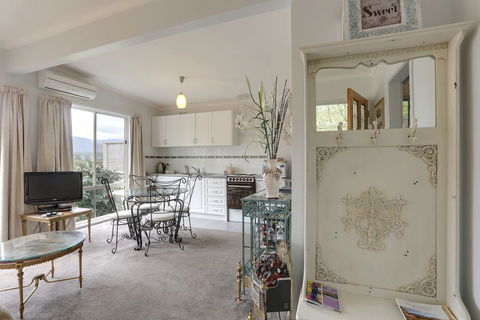 Montpellier Petite B+B - NT Tourism 0