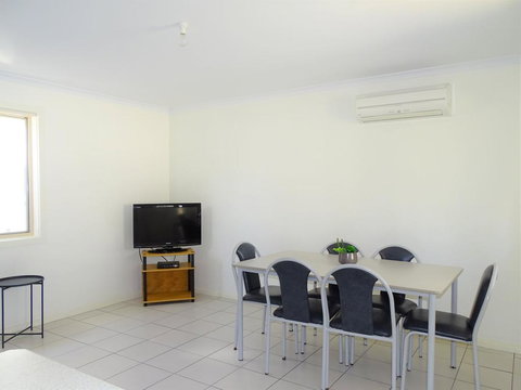 Moonta Bay Cabins - Accommodation NT 2