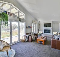 Mortimers Wines - The Canopy Loft - NT Tourism