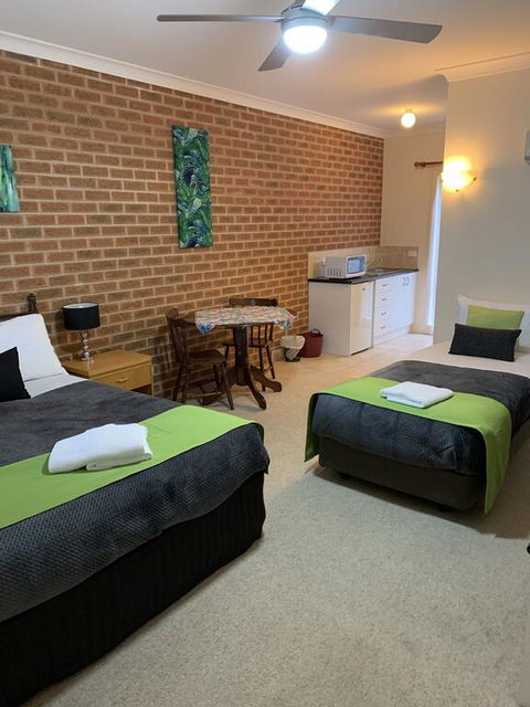 Motel Views Yackandandah - Accommodation NT 1