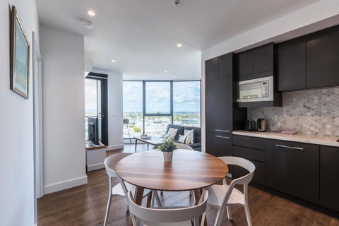 Mountain Park View Luxury 2 Bedroom Apt@Box Hill - Accommodation NT 2