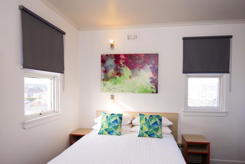 Mowbray Hotel - NT Tourism 0