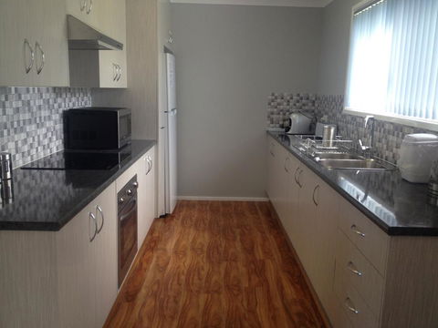 Mystic Blue And Green Meadow - Accommodation NT 0