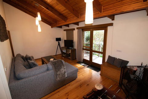 Mystic View Cottage - NT Tourism 2