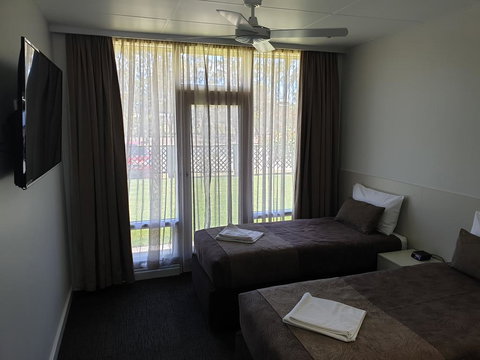 Naracoorte Hotel Motel - Accommodation NT 3