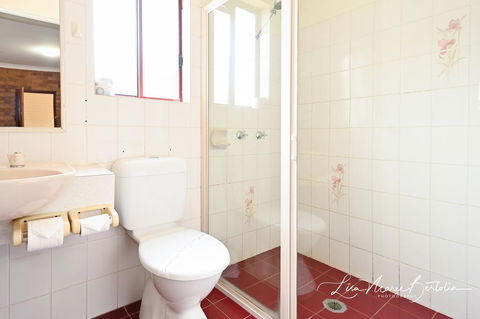 Narrandera Club Motor Inn - Accommodation NT 1