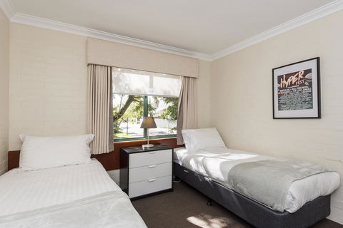 Subiaco Village 30 - NT Tourism 19