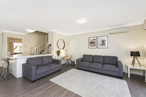 Subiaco Village 30 - NT Tourism 0