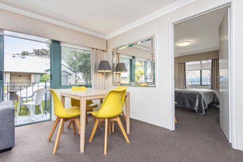 Subiaco Village 20 - Accommodation NT 3