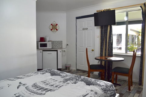 Busselton Ithaca Motel - NT Tourism 34