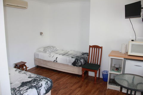 Busselton Ithaca Motel - NT Tourism 32