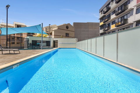 6 Executive Eastside Parking, Gym & Pool - NT Tourism 22