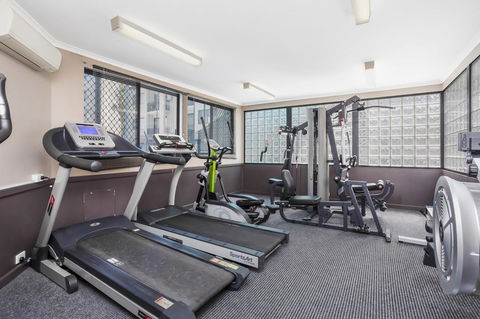 6 Executive Eastside Parking, Gym & Pool - NT Tourism 21