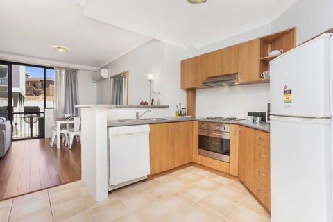 6 Executive Eastside Parking, Gym & Pool - NT Tourism 40